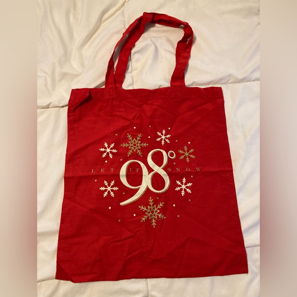 98 degrees tote